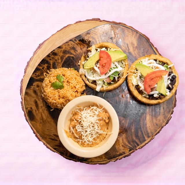 Sopes.